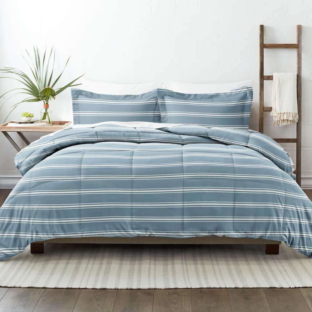 3-Piece Light Blue Soft Stripe Pattern Reversible Microfiber Full / Queen Down-Alternative Comforter Set