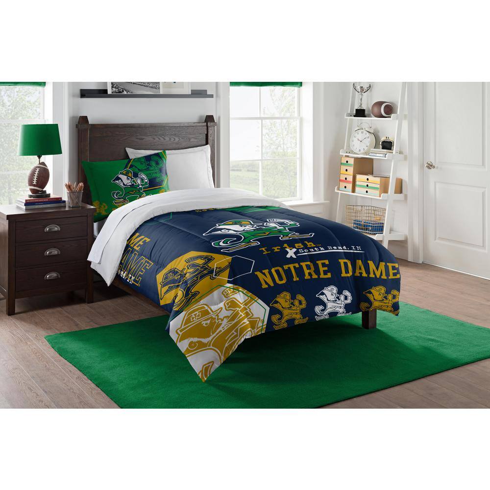 Notre Dame Hexagon 3-Piece Full/Queen Size Multi Colored Comforter Set