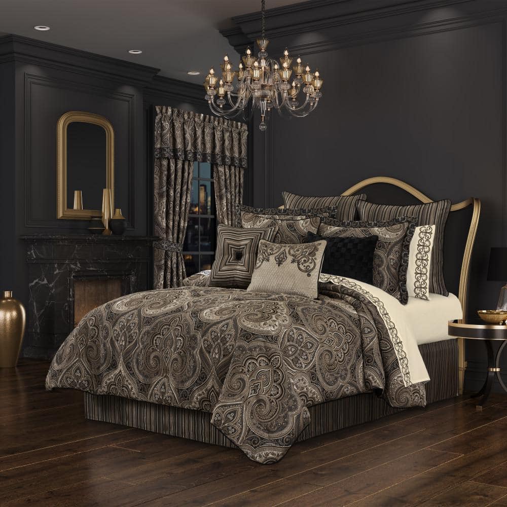 Camina 4-Piece. Bronze Polyester Queen Comforter Set 96 X 92 in.