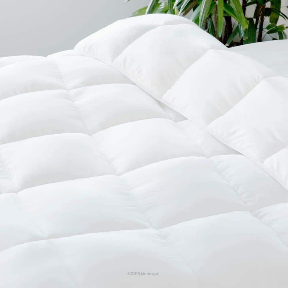 All Season White Down Alternative Queen Comforter Down/Feather Blend