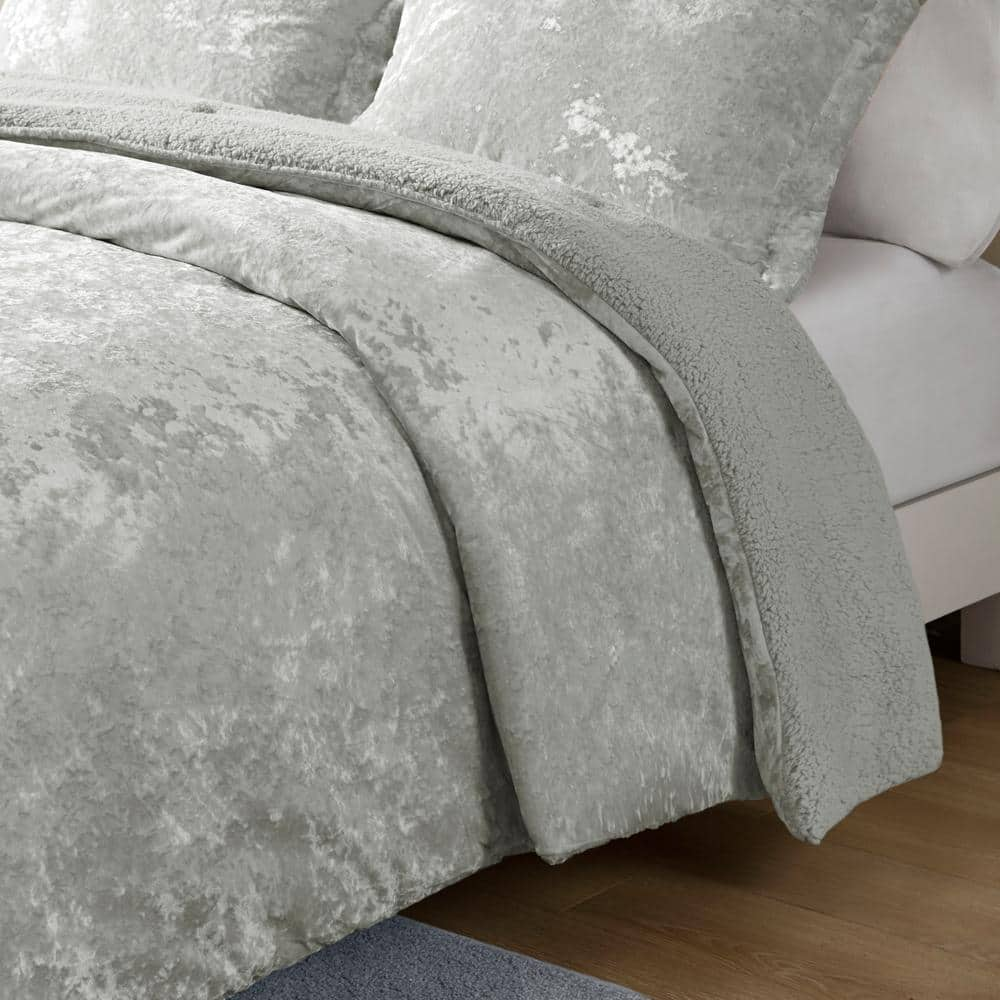 Gemma 3-Piece Silver Polyester Full/Queen Comforter Set