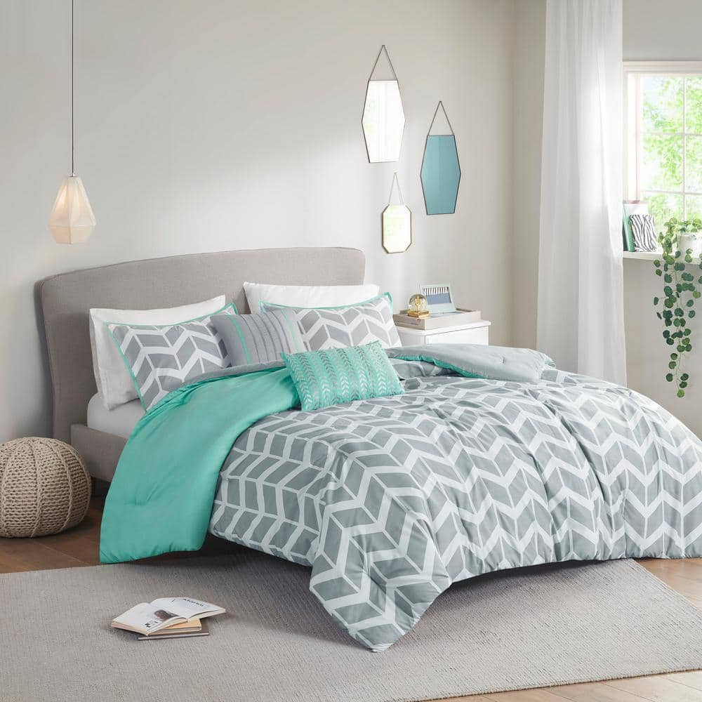 Laila 5-Piece Teal Full/Queen Comforter Set