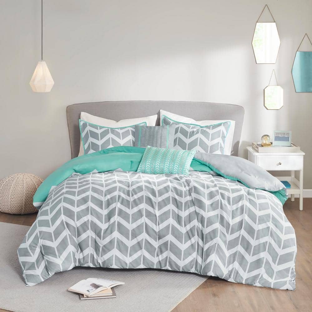 Laila 5-Piece Teal Full/Queen Comforter Set