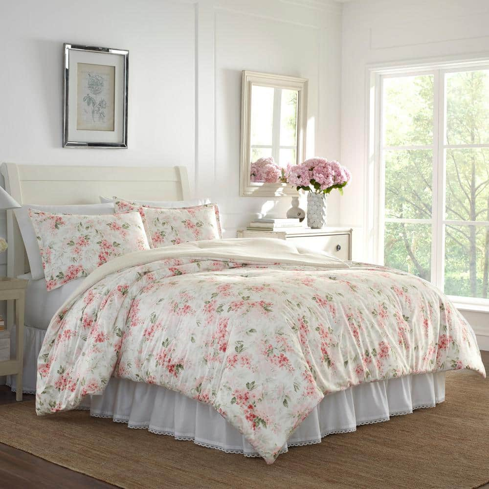 Wisteria 3-Piece Pink Floral Plush Microfiber Full/Queen Comforter Set