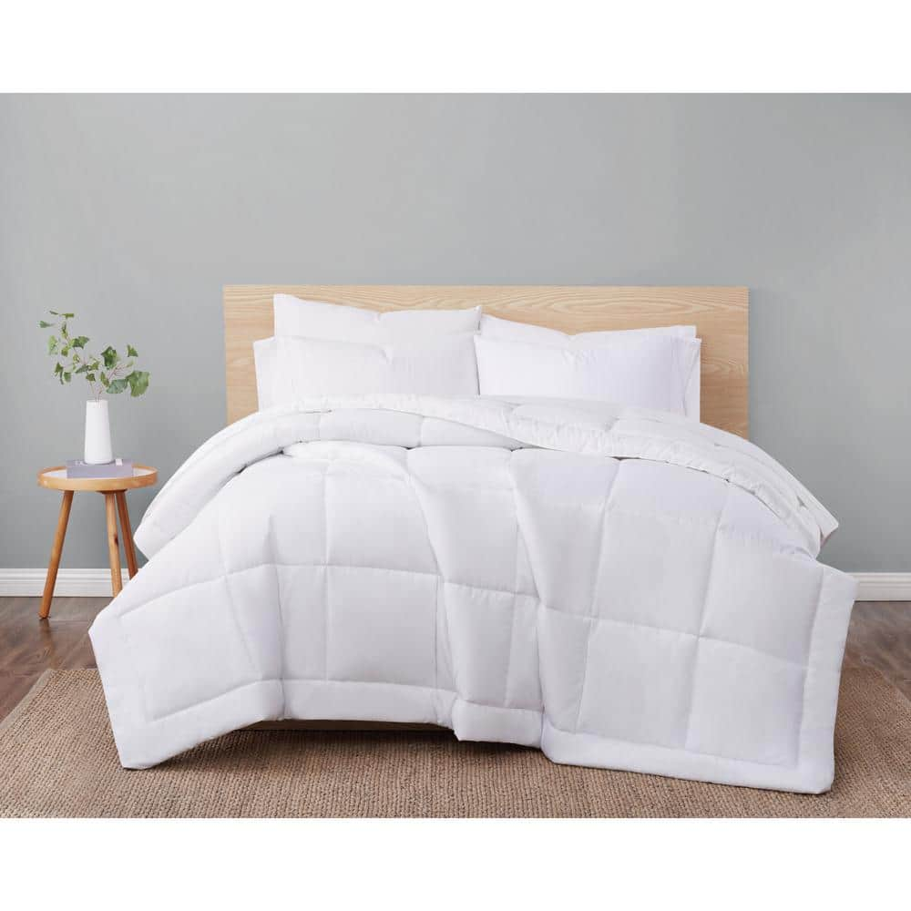 Super Soft Down Alternative White Solid Twin Microfiber Comforter