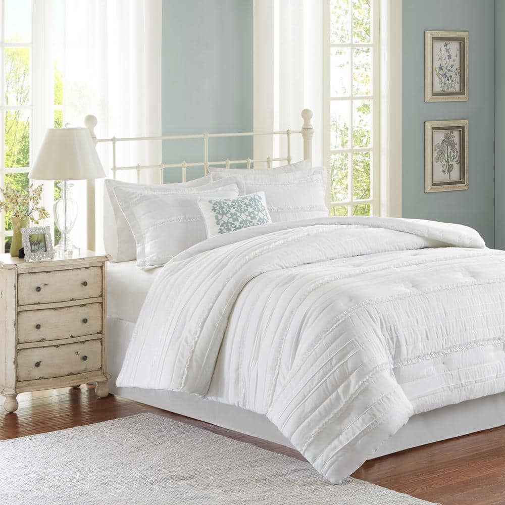 Isabella 5-Piece White Queen Comforter Set