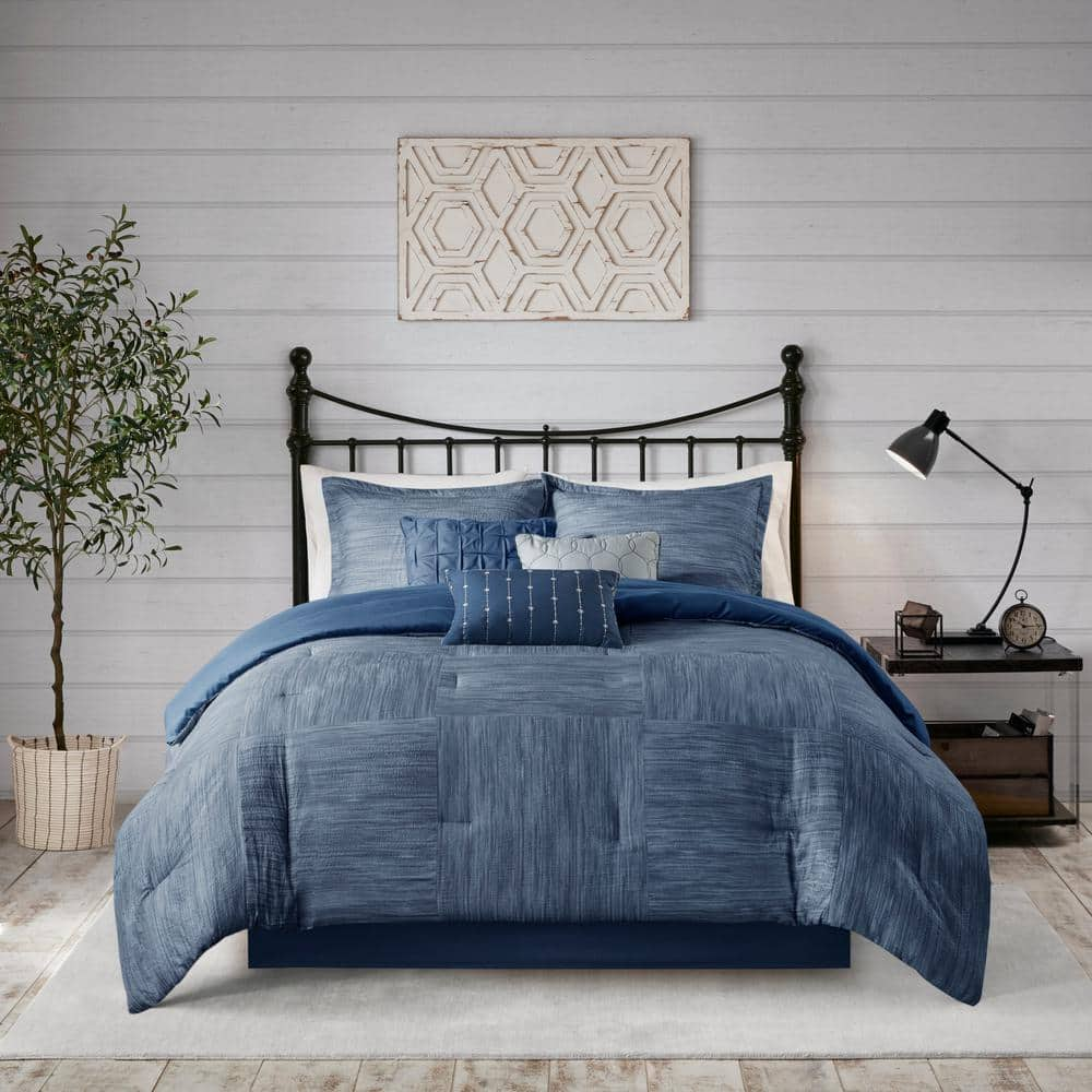 Clayton 7-Piece Navy Queen Printed Seersucker Comforter Set