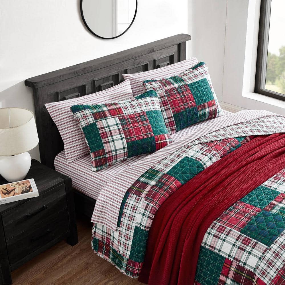 Emmet Patchwork 3-Piece Red Cotton Full/Queen Quilt Set