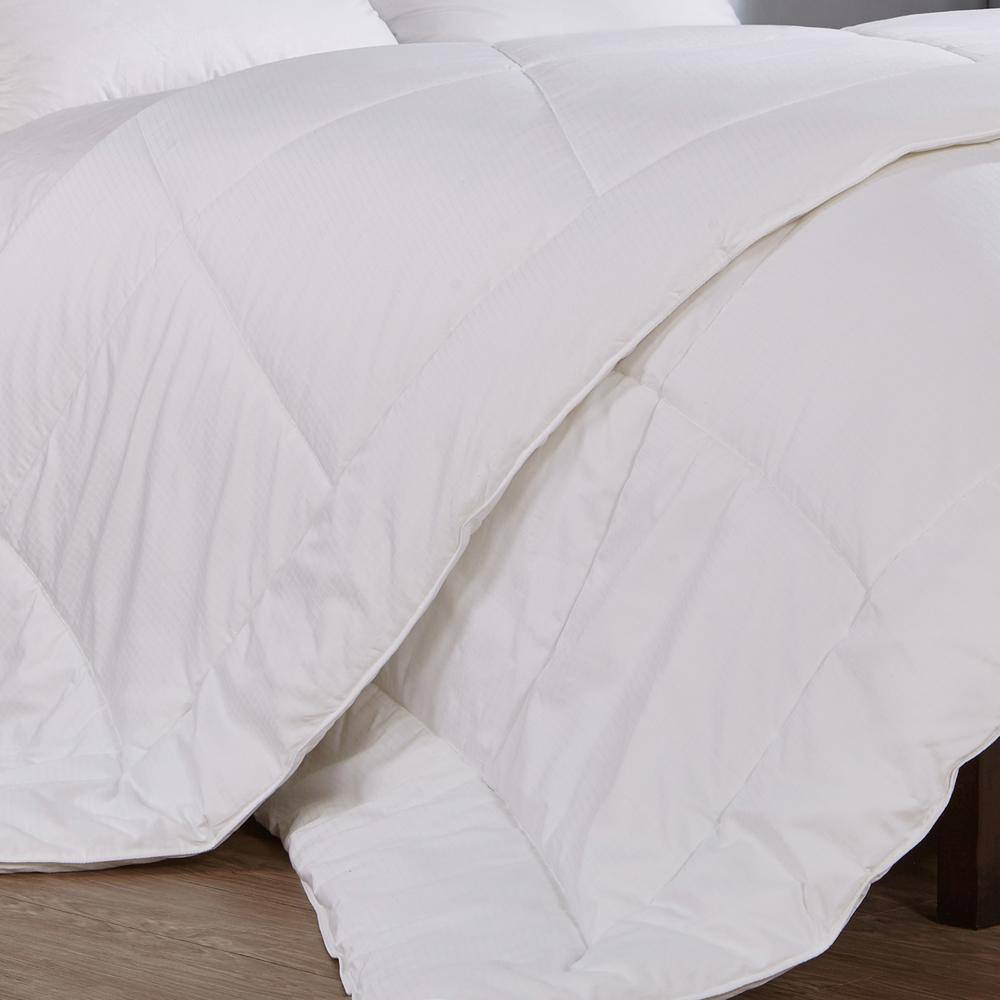 Year Round Warmth White King Down Alternative Comforter